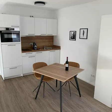 Metzingen Outlet Business Zentral Modern Apartment *